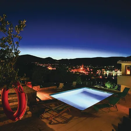 Apartamento With Sea View 06 Trogir