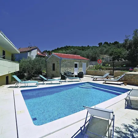 Apartamento With Sea View 06 Trogir