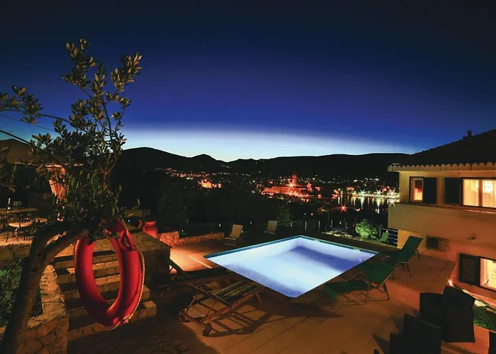 Apartamento With Sea View 06 Trogir