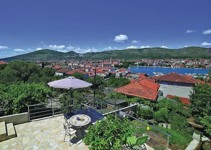 Apartamento With Sea View 06 Trogir